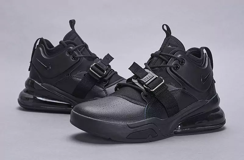 chaussures nike air force 270 basketball leather black